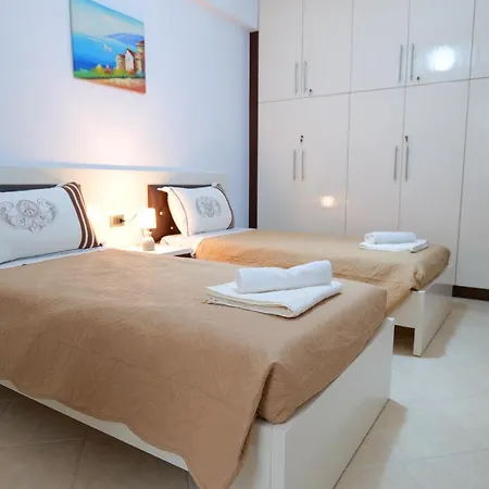 Sunny Holiday 3 Sarande Exterior photo